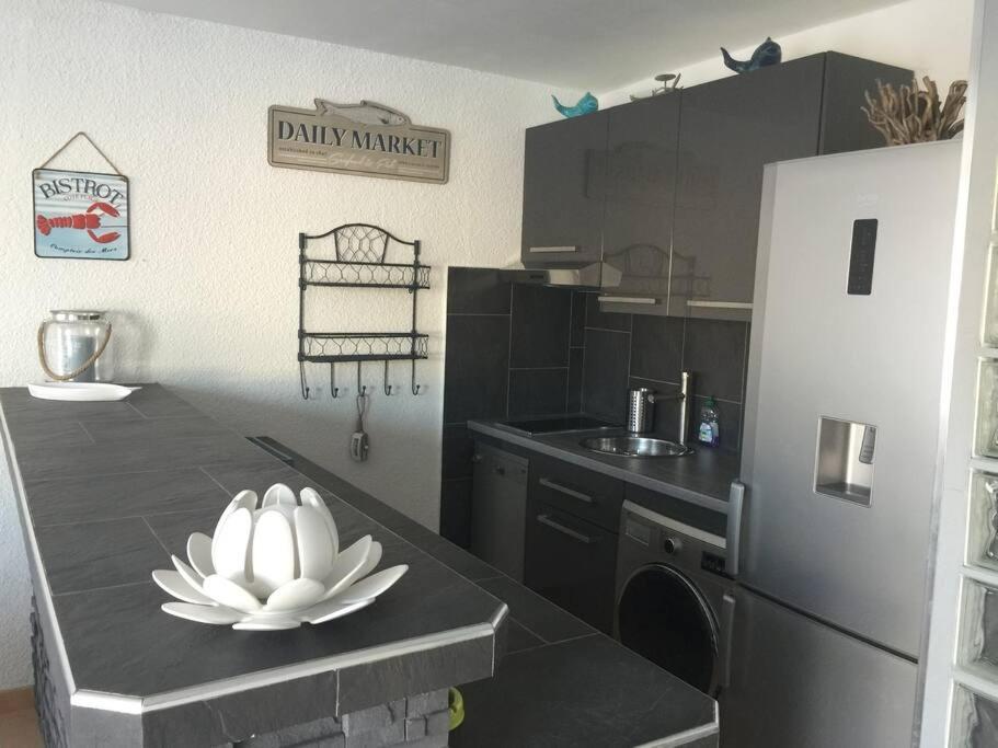 Appartement Vue Mer - Rdc - Parking Prive - Meuble Tourisme 4 Etoiles Agde Luaran gambar