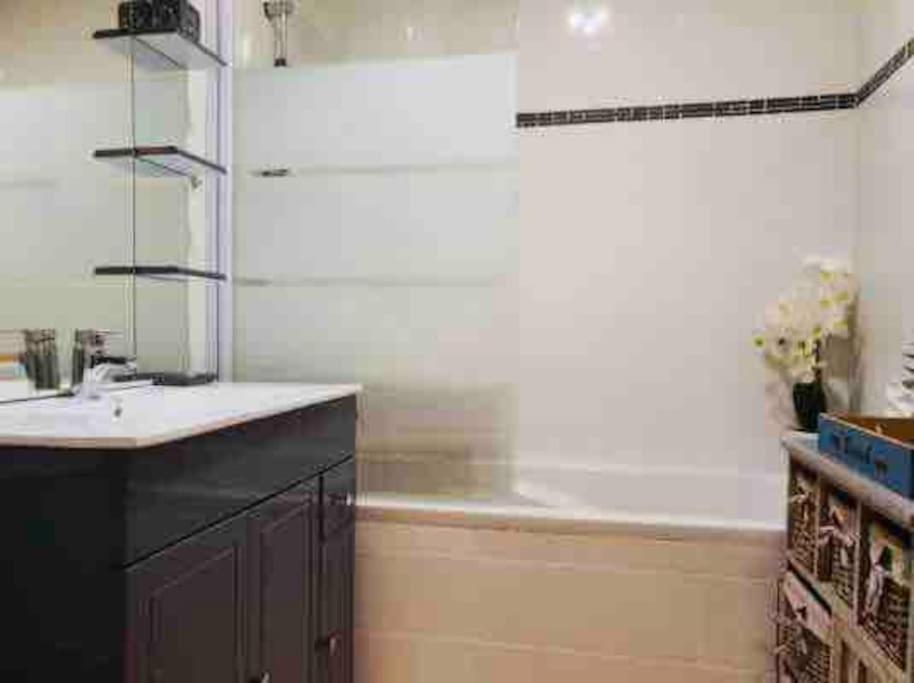 Appartement Vue Mer - Rdc - Parking Prive - Meuble Tourisme 4 Etoiles Agde Luaran gambar